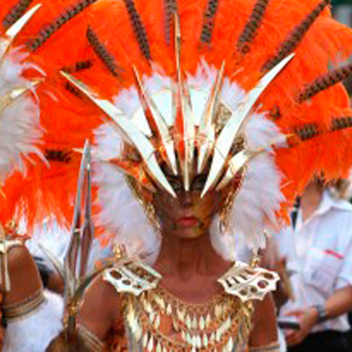 Accesorios metálicos artesanales para la Escuadra Rifeños, elaborados a mano por Juan Lillo Artesano para fiestas de Moros y Cristianos.
